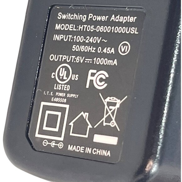 Switching Power Adapter HT05-0601000USL With Green Battery Holders 6V 1000mA 58e - Picture 3 of 5